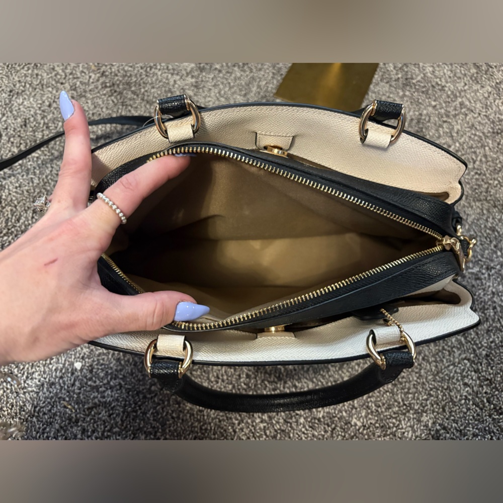 COACH LILLIE CARRYALL IN COLORBLOCK - Picture 7 of 13